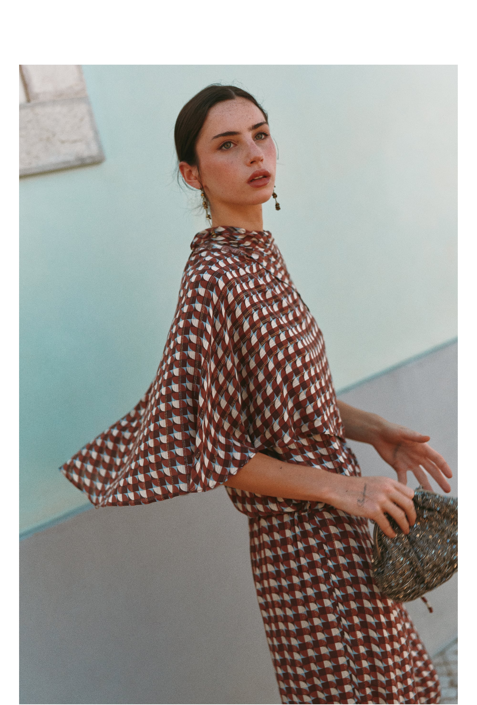 Hoss Intropia