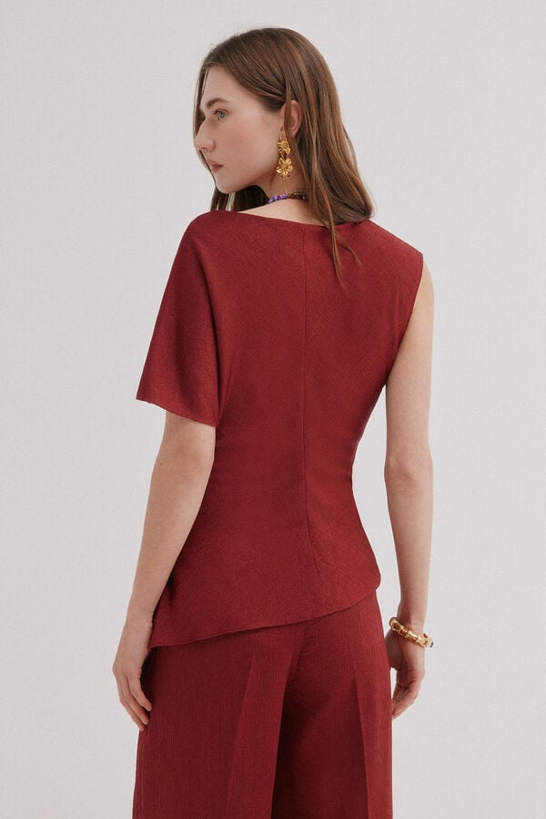 Hoss Intropia Carolyn. Blusa fluida acetinada Granada