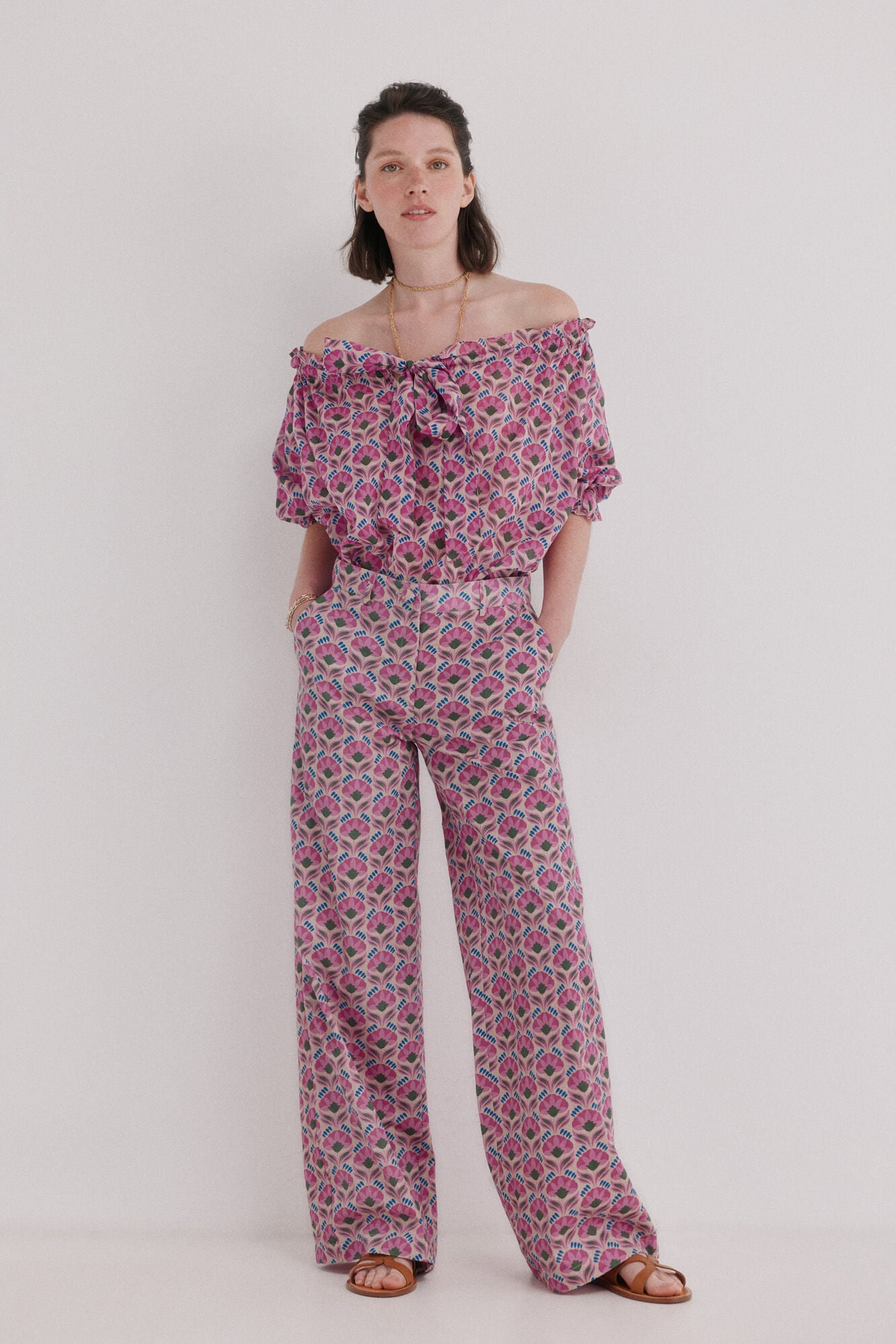 Hoss Intropia Persia. Pantal&oacute;n floral