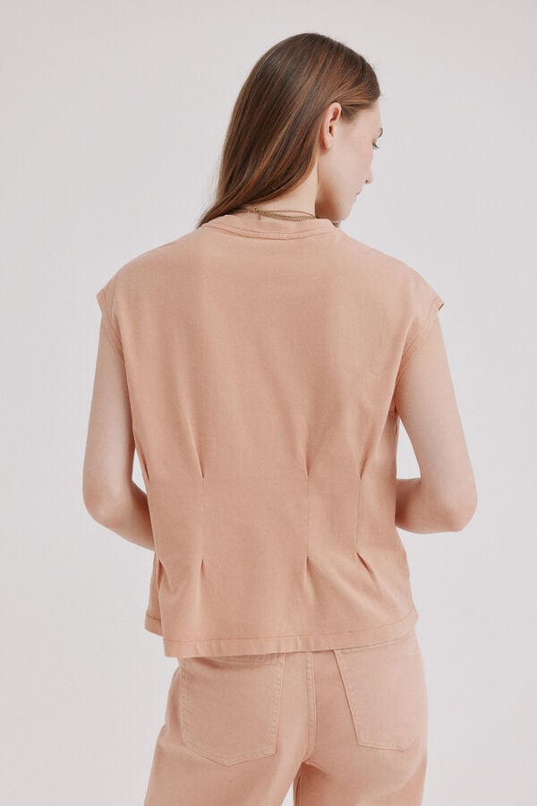 Hoss Intropia Margot. T-shirt cintada Subiu