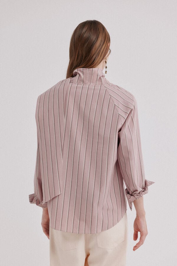 Hoss Intropia Cecile. Camisa len&ccedil;o Subiu