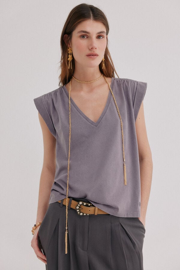 Hoss Intropia Mabel. T-shirt com aba Roxo