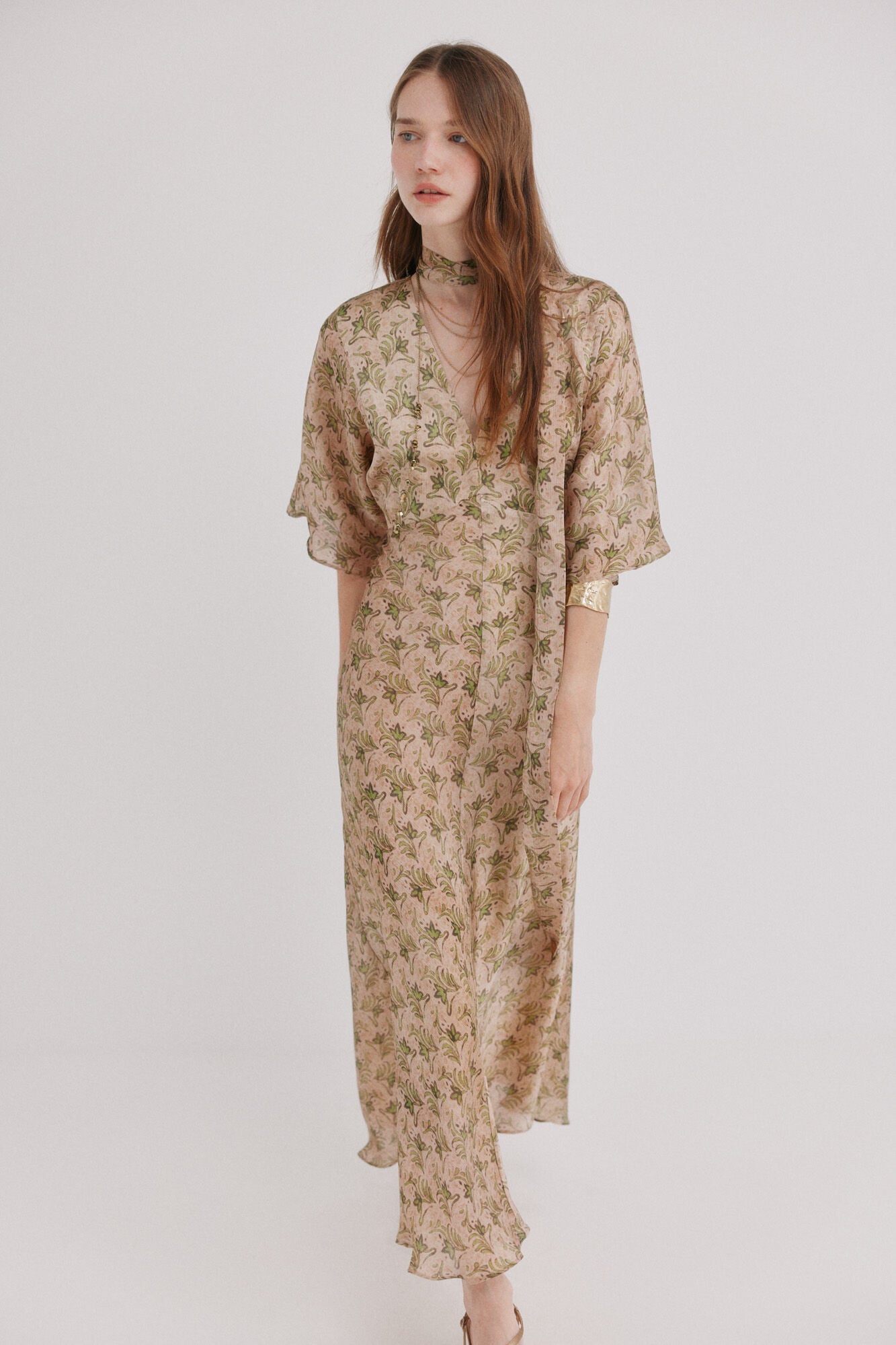 Hoss Intropia Astrid. Vestido satinado