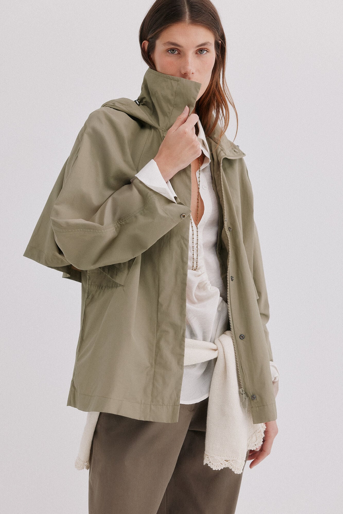 Hoss Intropia Diane. Deportiva corta