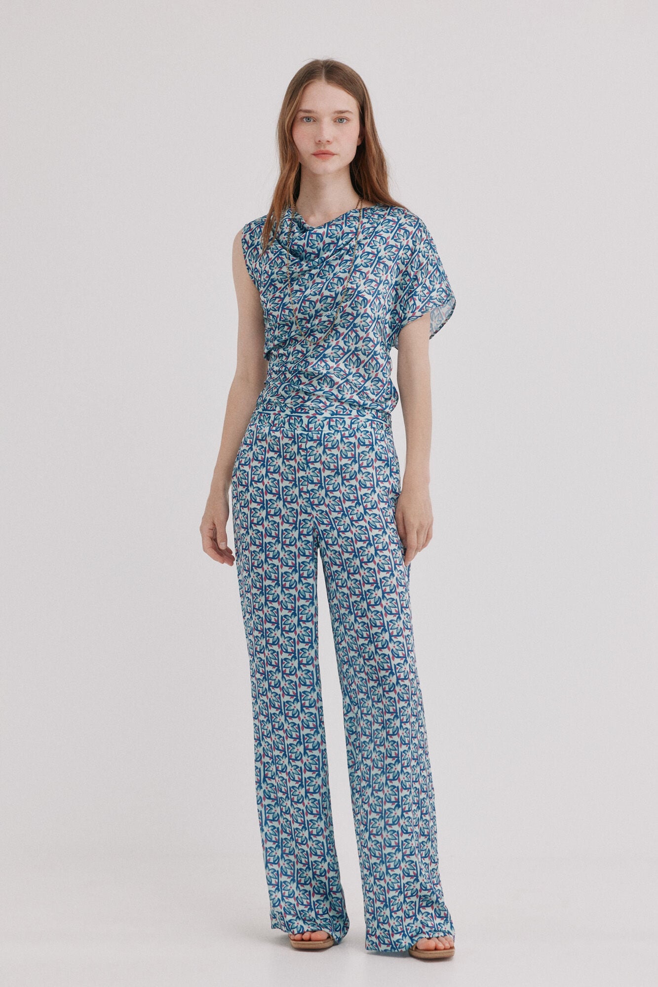 Hoss Intropia Patri. Pantal&oacute;n estampado