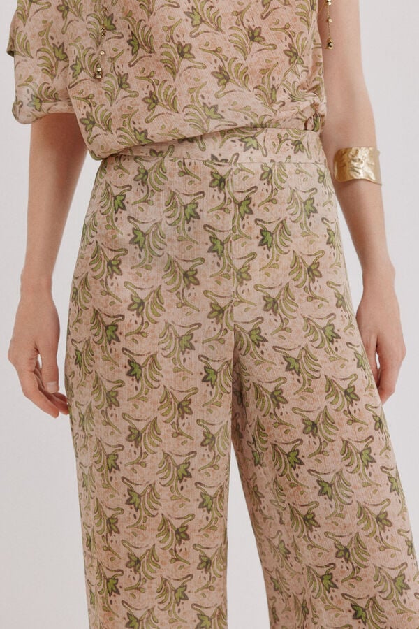 Hoss Intropia Cal&ccedil;a floral Paige Castanho