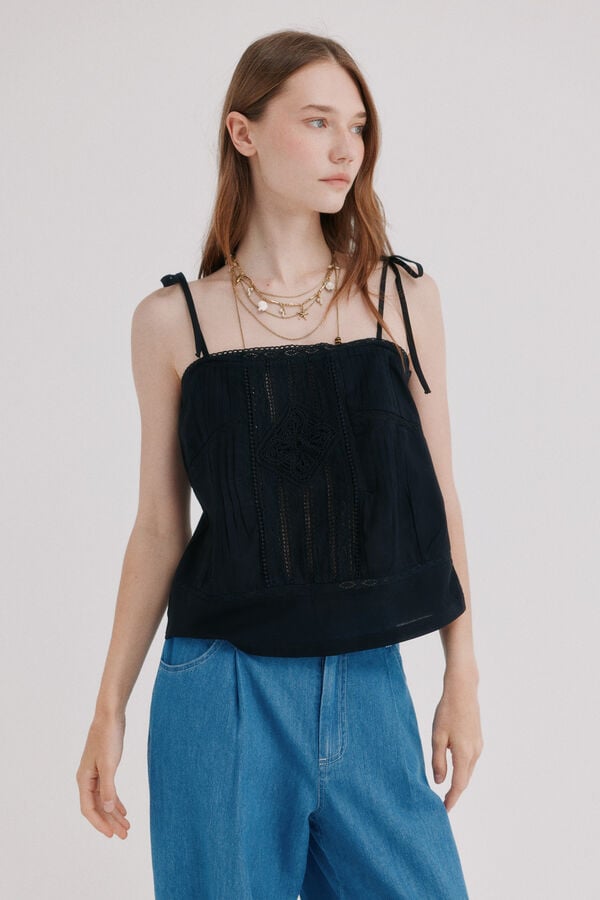 Hoss Intropia Monica. Top fluido Preto