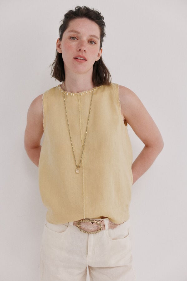 Hoss Intropia Celene. Top missangas Amarelo