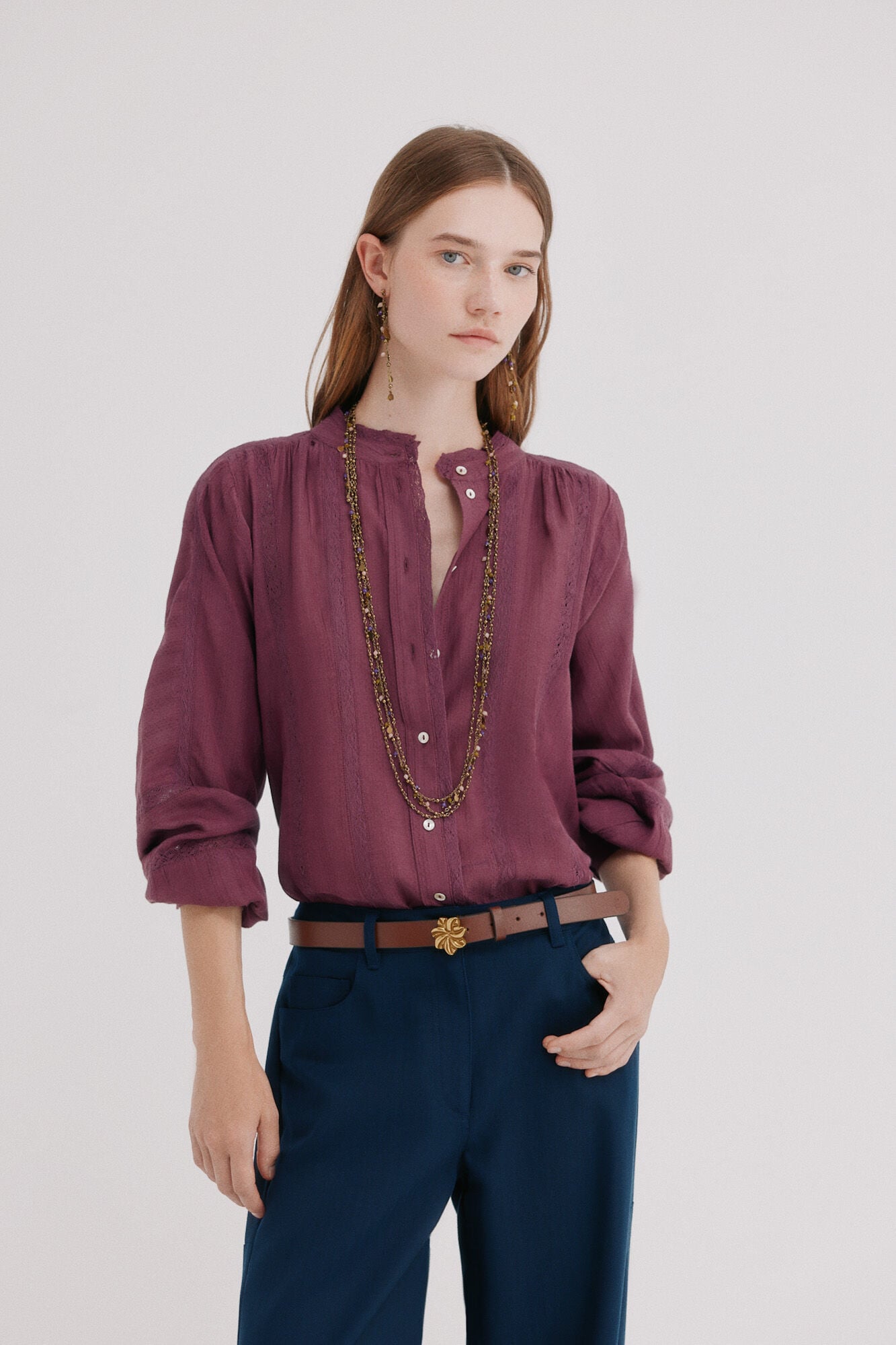 Hoss Intropia Cressa. Blusa com entremeios