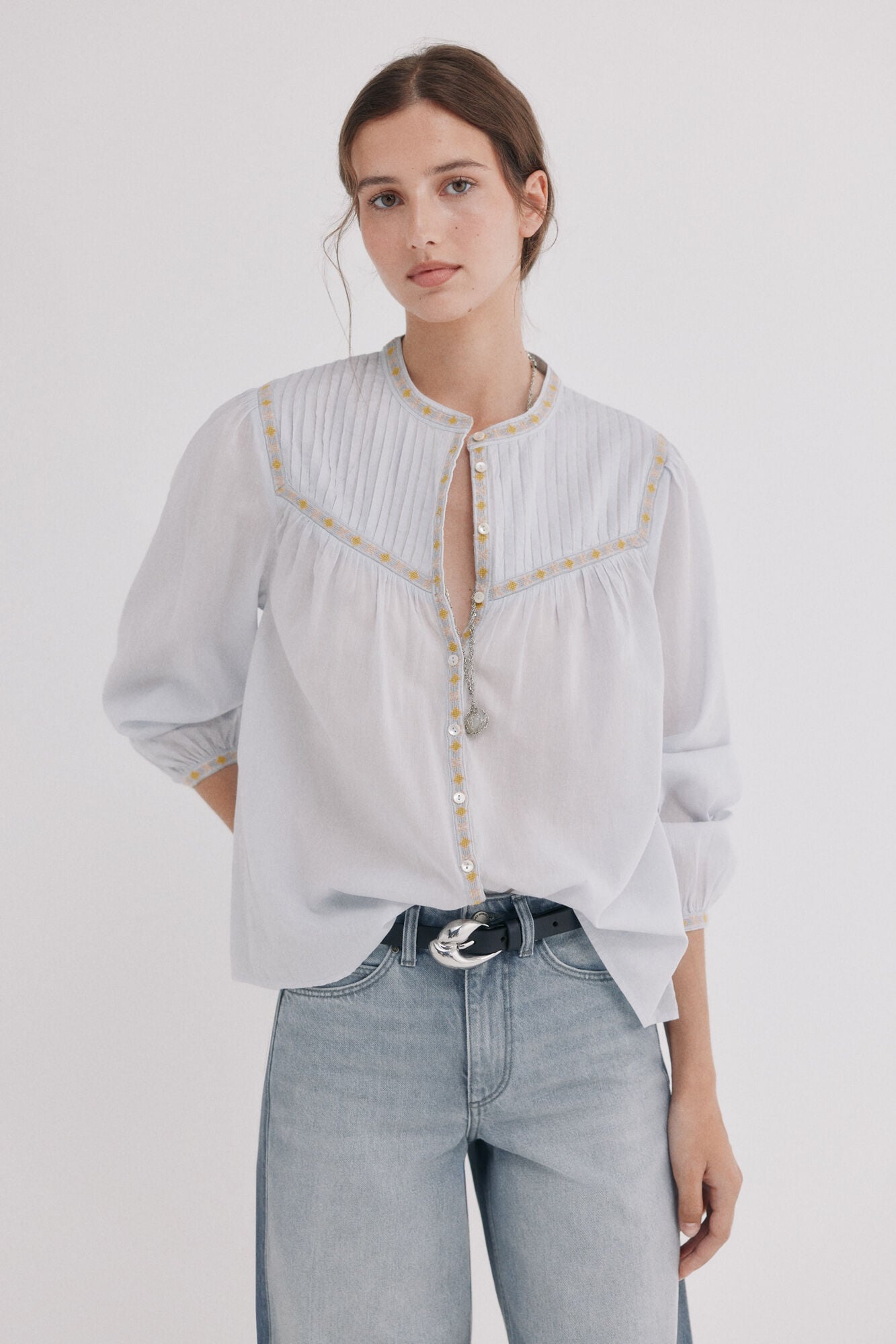 Hoss Intropia Catia. Blusa jaretas