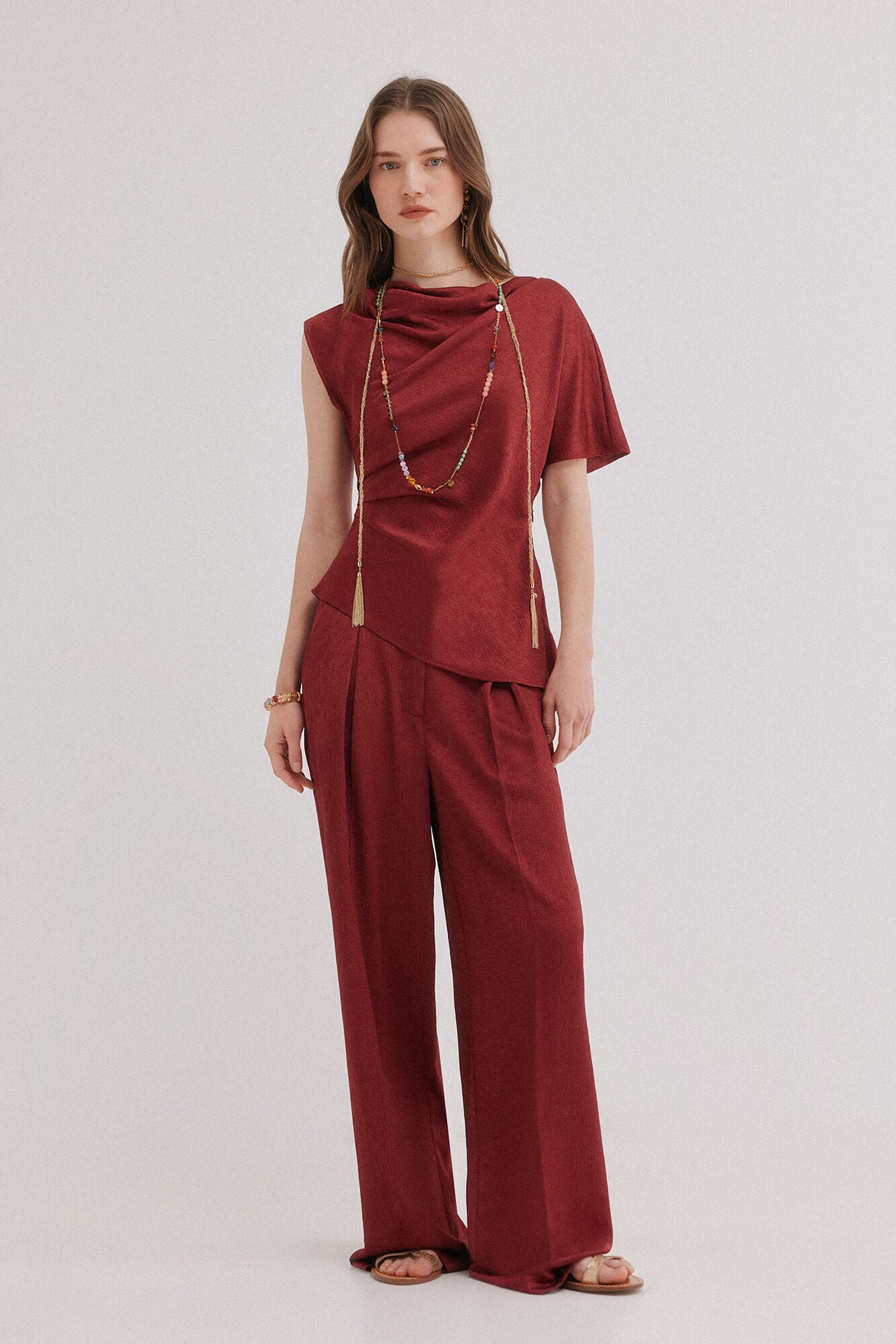 Hoss Intropia Carolyn. Blusa flu&iacute;da satinada