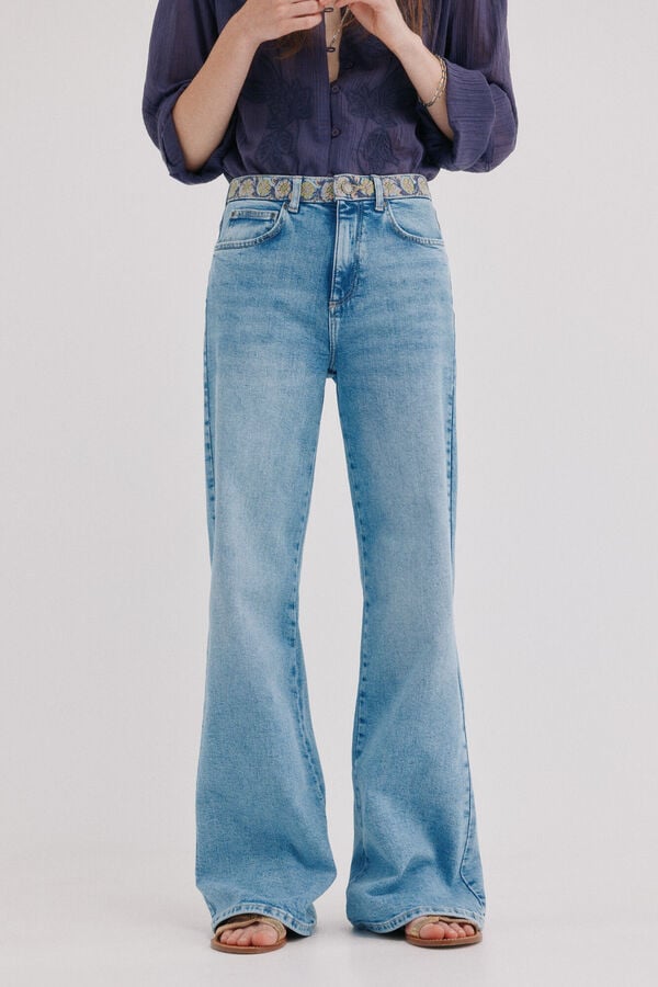 Hoss Intropia Briar. Jeans bordados Azul