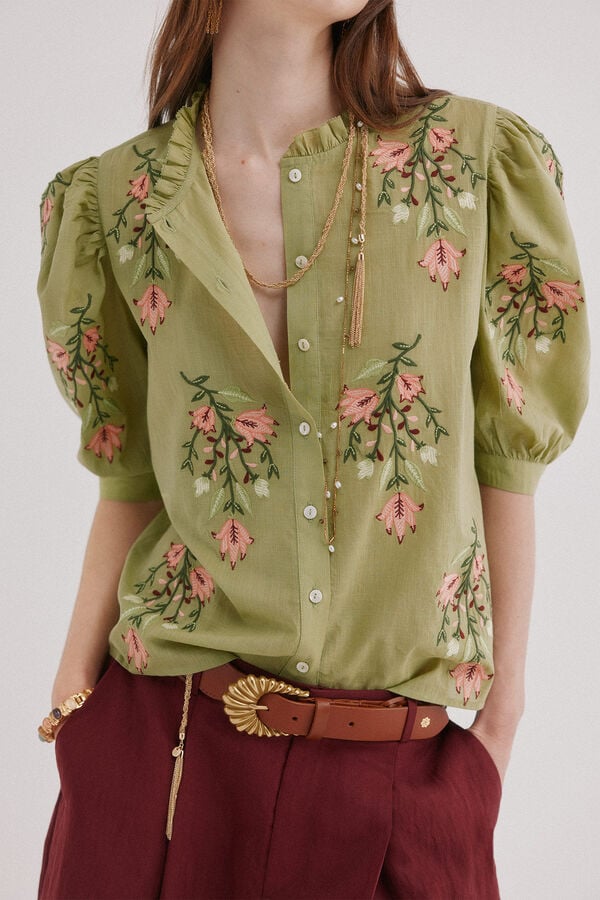 Hoss Intropia Capri. Blusa bordado floral Verde