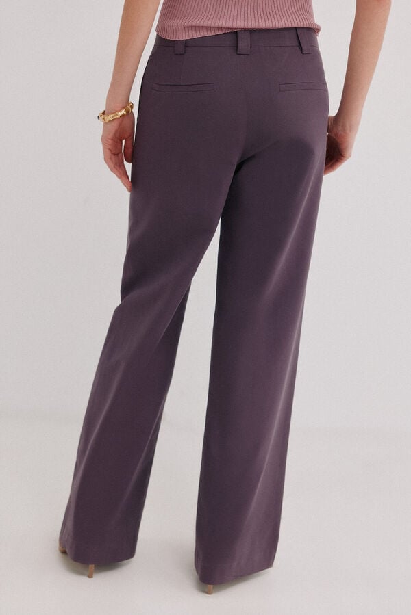 Hoss Intropia Palmira. Cal&ccedil;a de corte reto Roxo