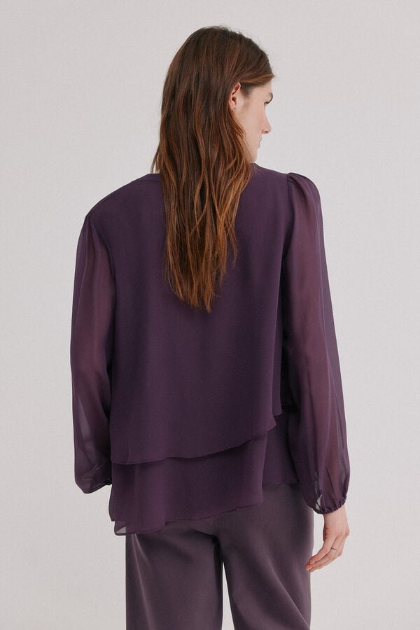 Hoss Intropia Gala. Blusa con lazada Morado