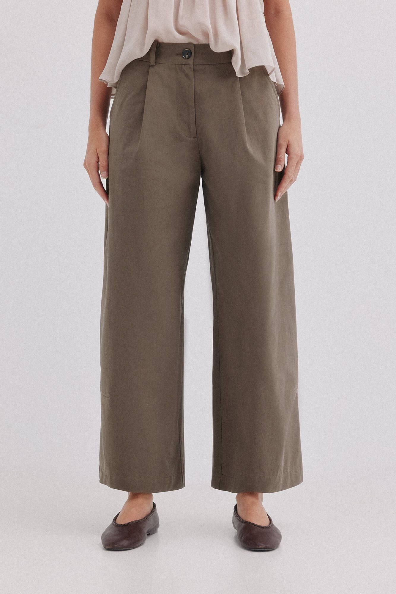 Conjunto de pietracal&ccedil;a, indra e claudette
